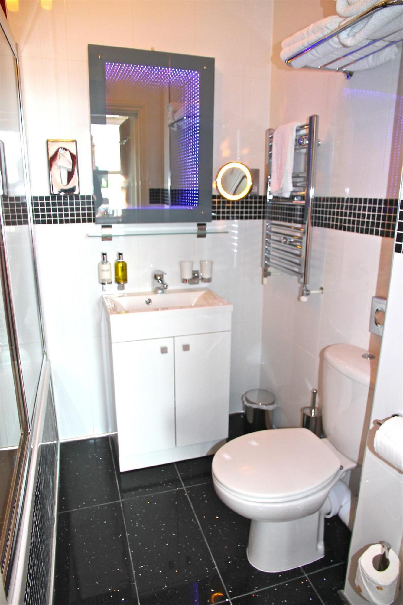 Crompton Guest House Hounslow Esterno foto
