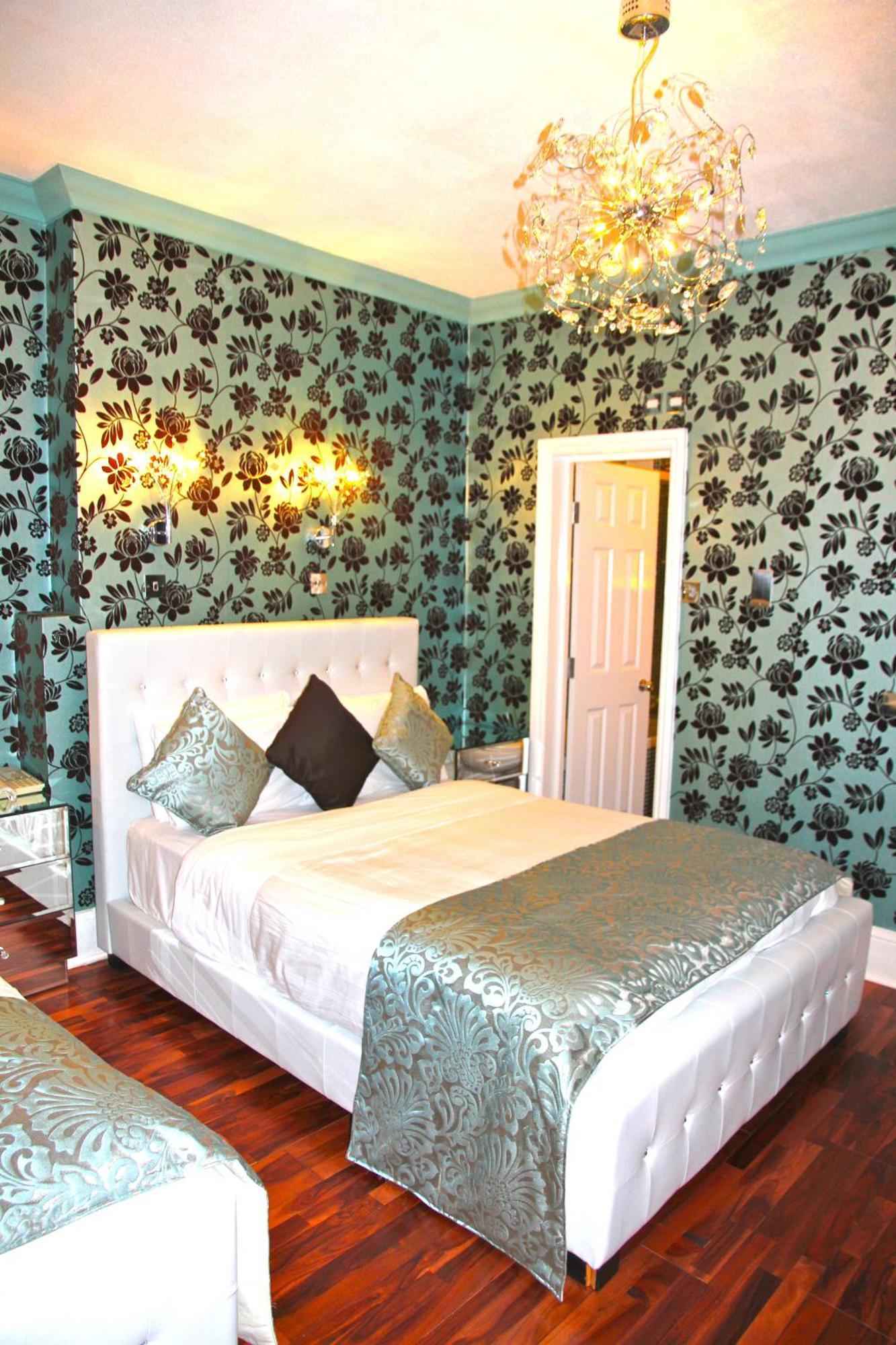 Crompton Guest House Hounslow Esterno foto