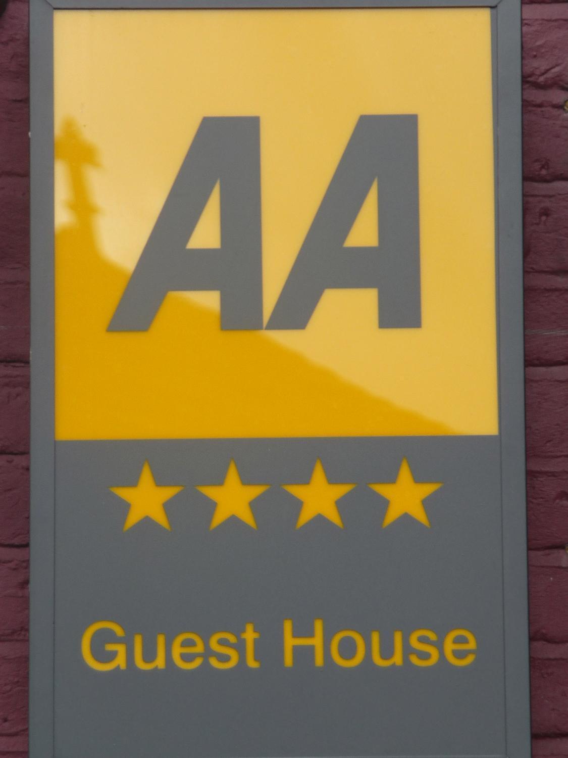 Crompton Guest House Hounslow Esterno foto