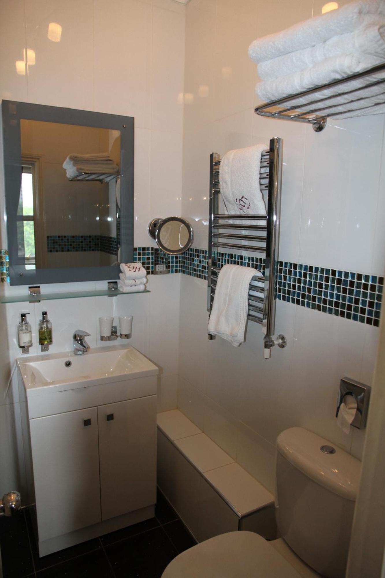 Crompton Guest House Hounslow Esterno foto