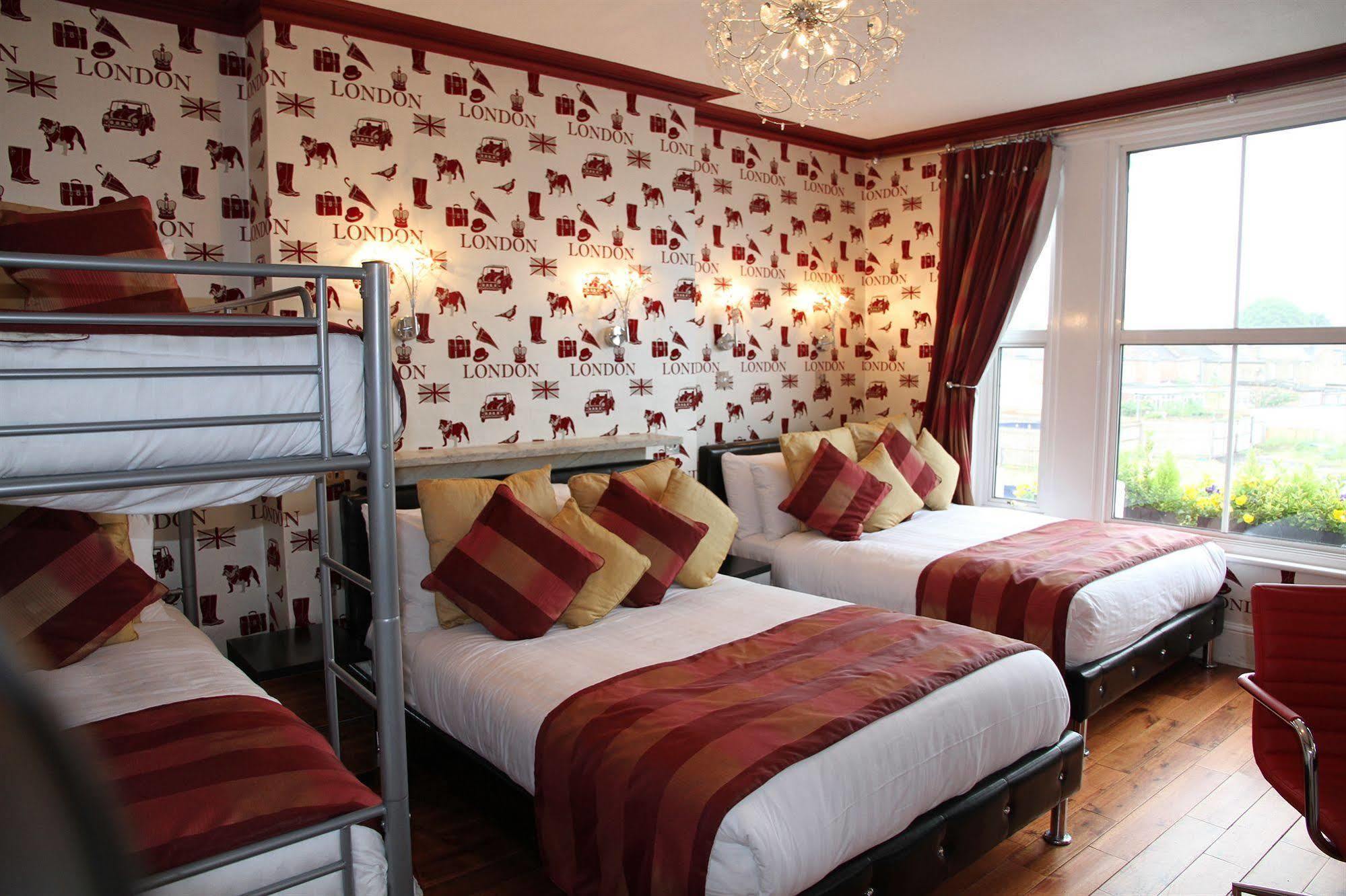 Crompton Guest House Hounslow Esterno foto
